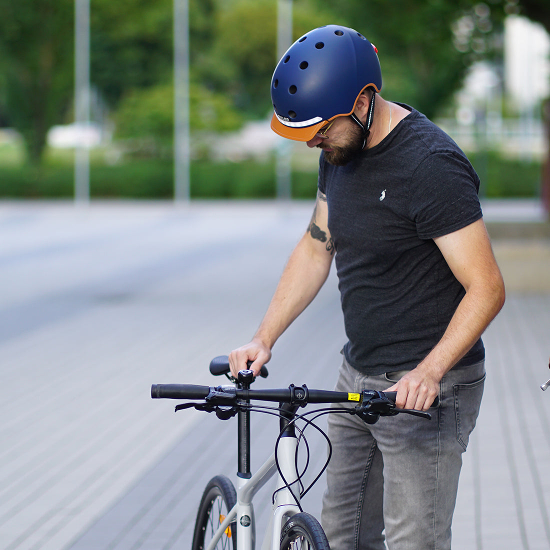 Melon Bicycle Helmet E-Series »Heaven & Earth«