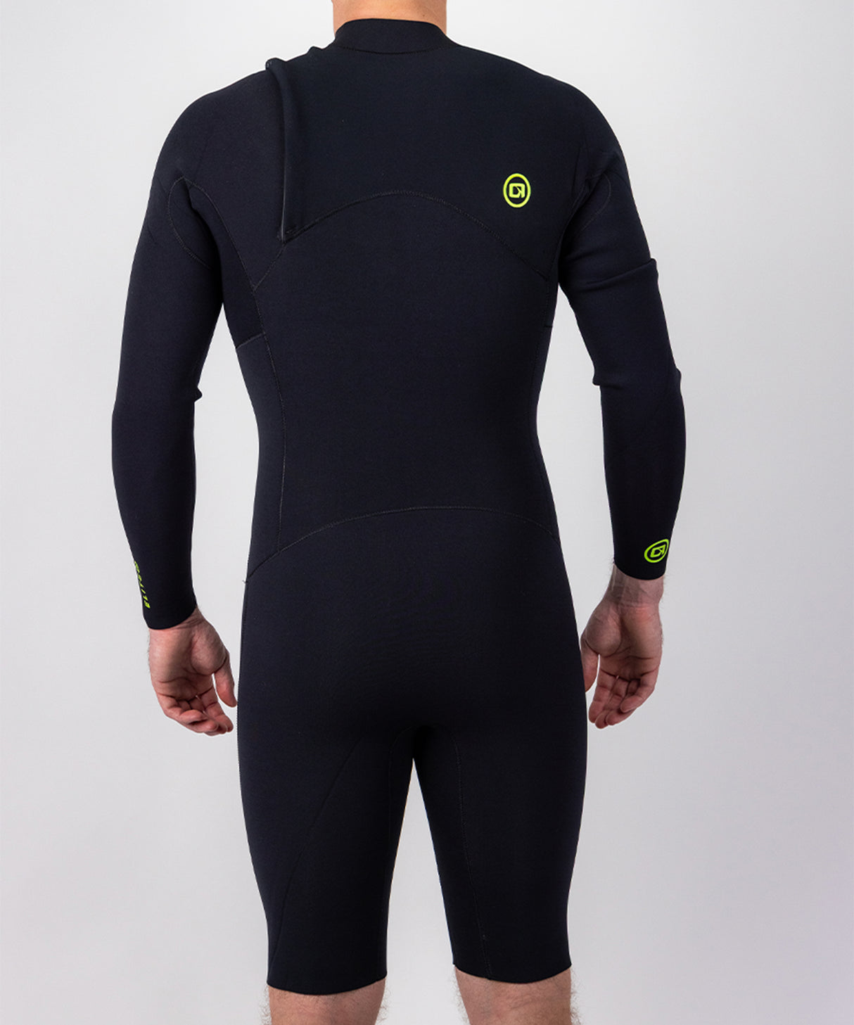 O'Brien Elite Plus 3/2mm Front Zip Mens Long Sleeve Shorty Wetsuit