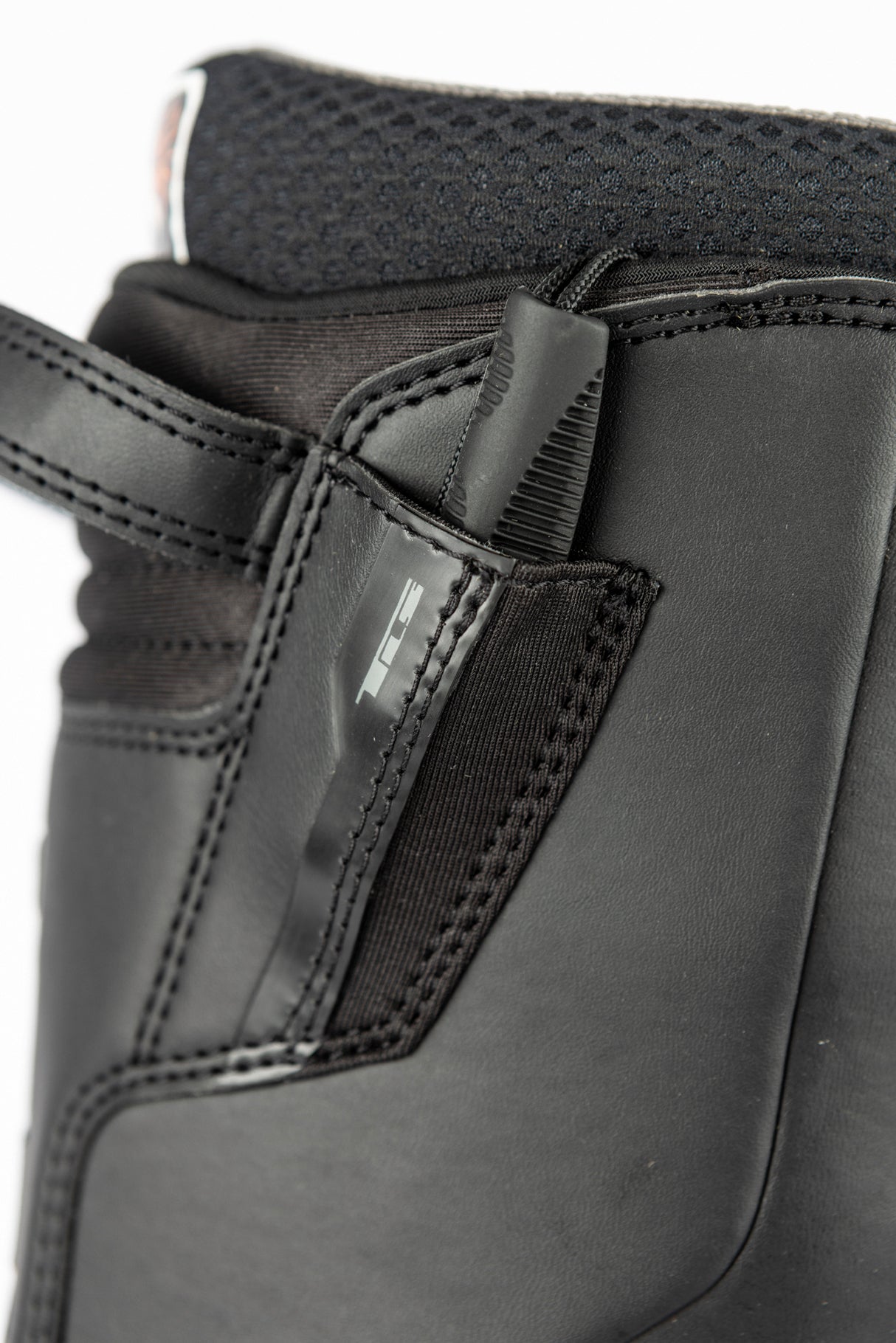 Nitro Venture Pro TLS Black 2026