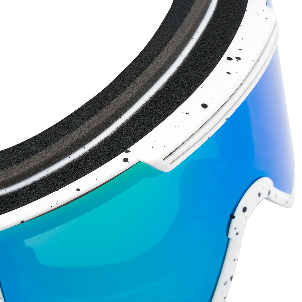 Blue-Green / Small | im_ready_for_my_closeup.JPG | The Miami Nights Backslap Ski & Snowboard Goggle from Pit Viper