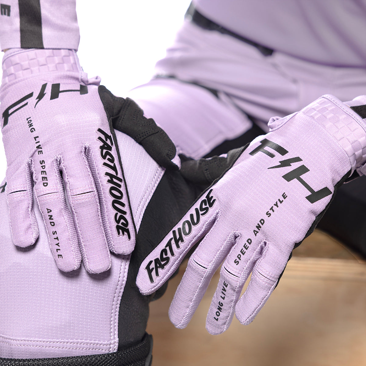 Elrod Nitro Glove - Smokey Lilac