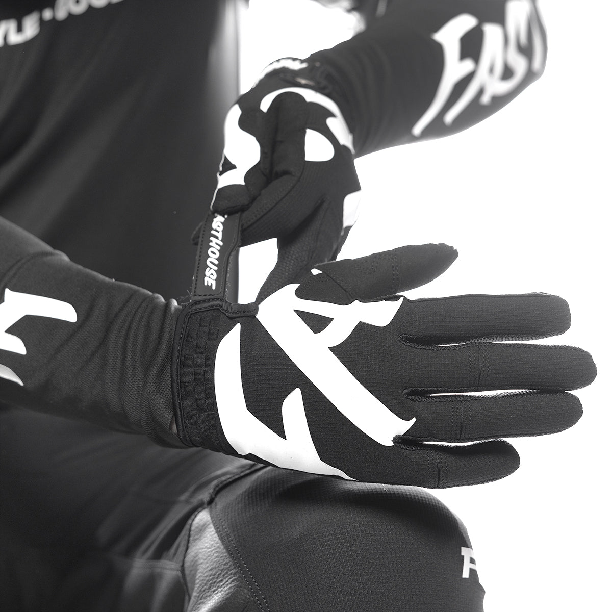 Elrod Torque Glove