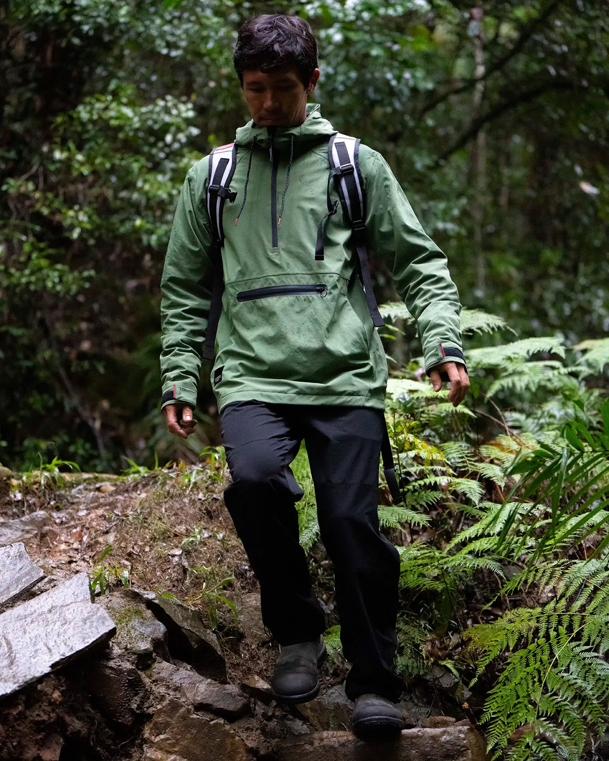 Follow Outer Spray Anorak Jacket - Olive Life Style 0