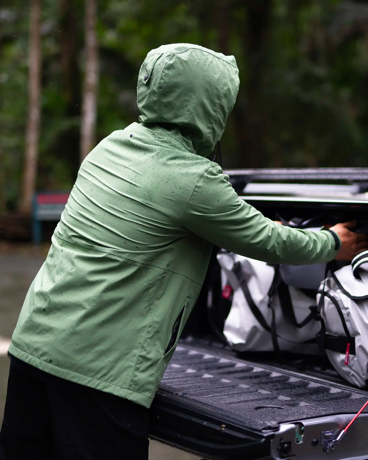 Follow Outer Spray Anorak Jacket - Olive Life Style 4