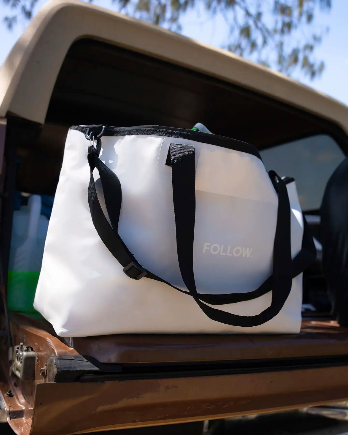 Follow Life Board Travel Bag - Light Grey lifestyle 4