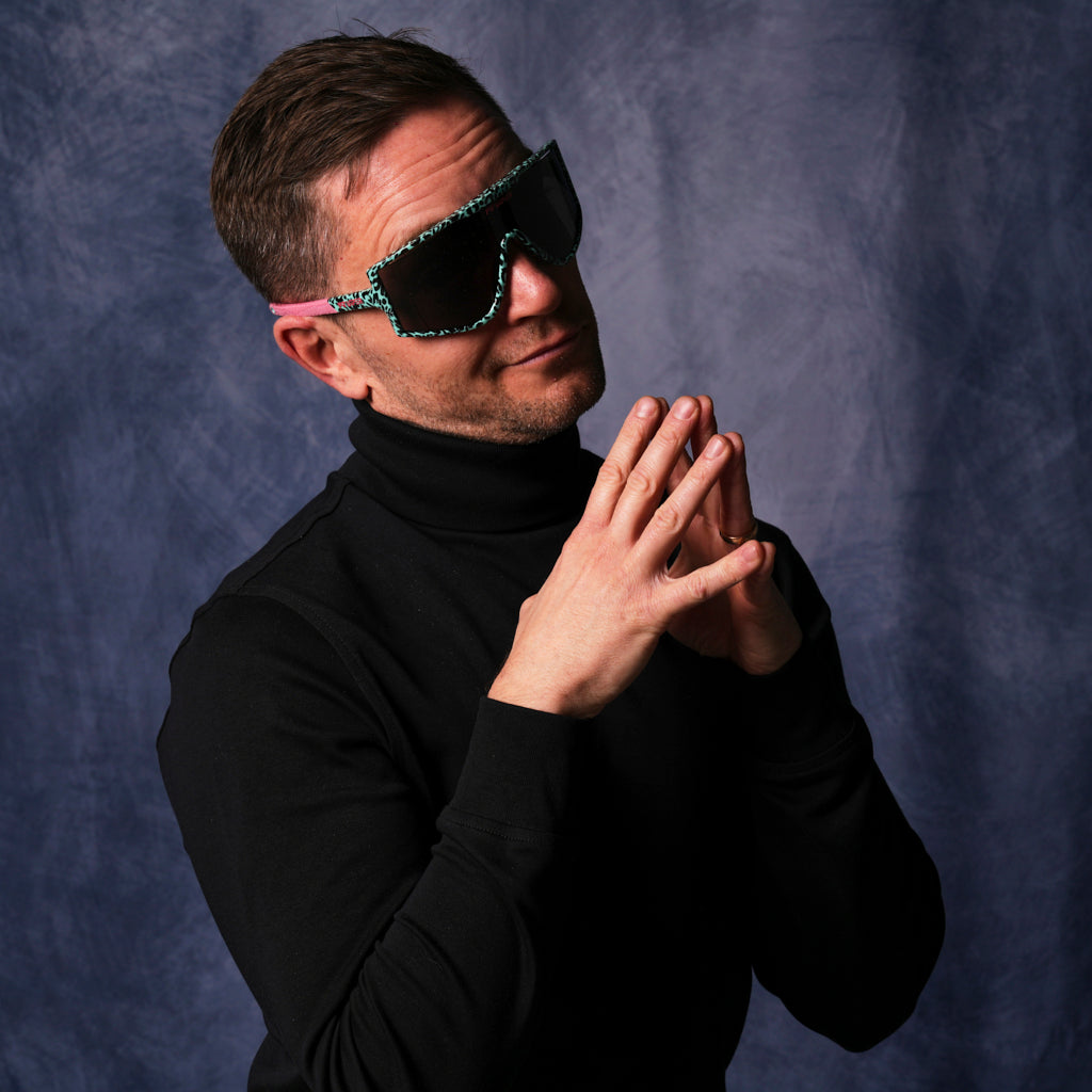 | the_man_Steve.JPG | A very important businessman wearing sport sunglasses