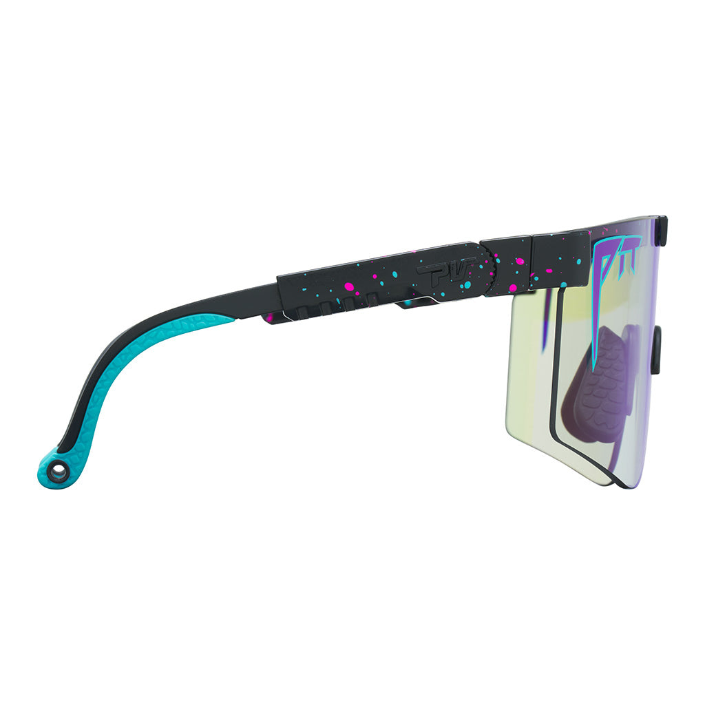 Regular / Photochromic Blue | thats_why_i_took_all_these_photos.JPG | The Midnight Original 2.0, transition lens sunglasses from Pit Viper