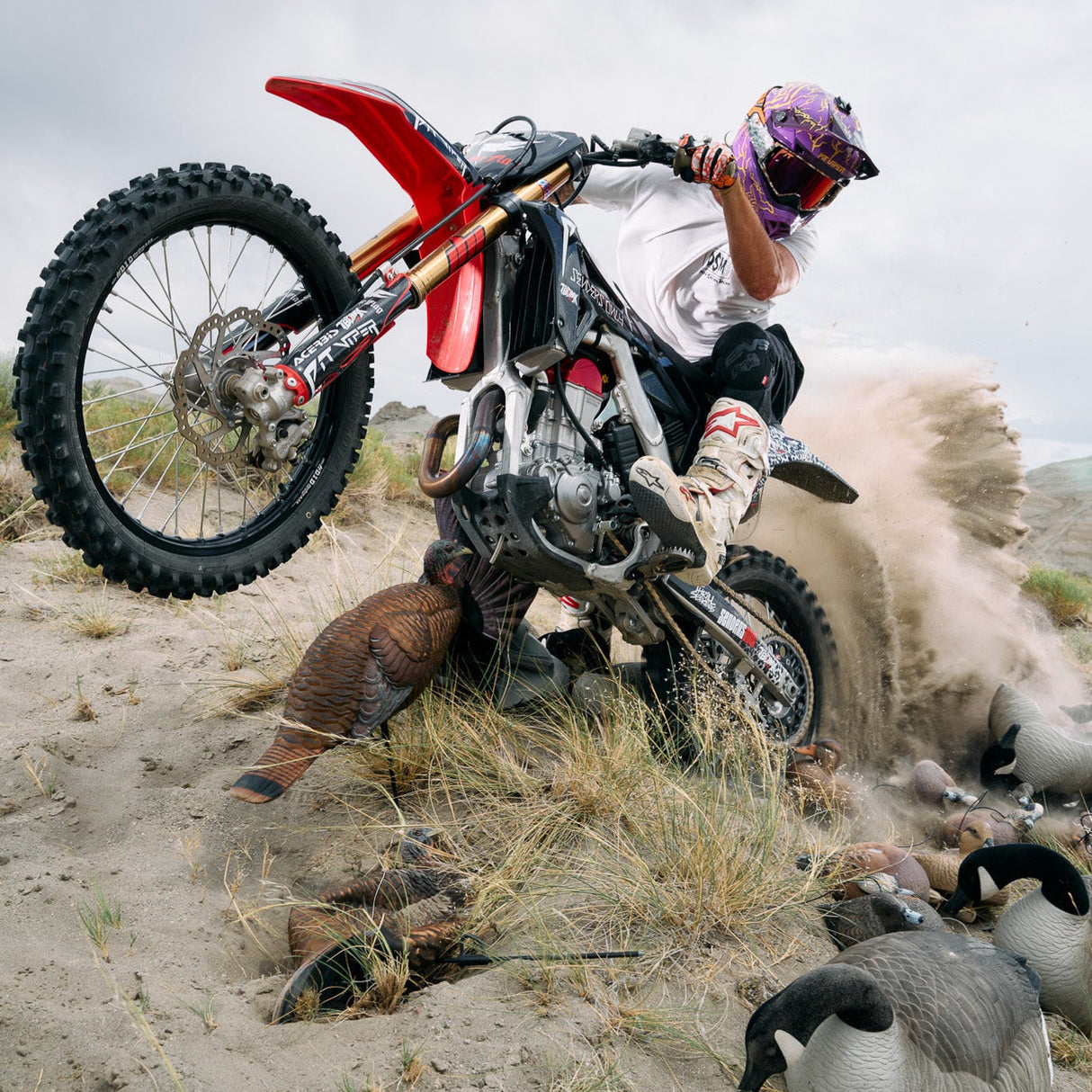 | this_is_kohl.JPG | The Actualbush World Champion Moto Goggle from Pit Viper