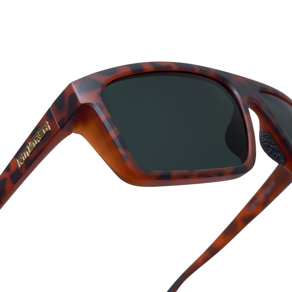 / HDPV Polarized Smoke | imagine_how_nice_it_will_look_on_you.JPG | The Landlocked Turboshaft, polarized sunglasses from Pit Viper