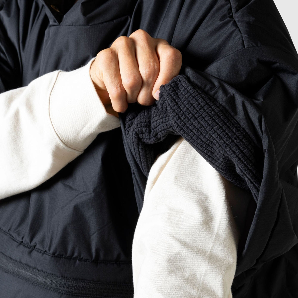 VOITED 3rd Edition Outdoor Poncho for Surfing, Camping, Vanlife & Wild Swimming - Black