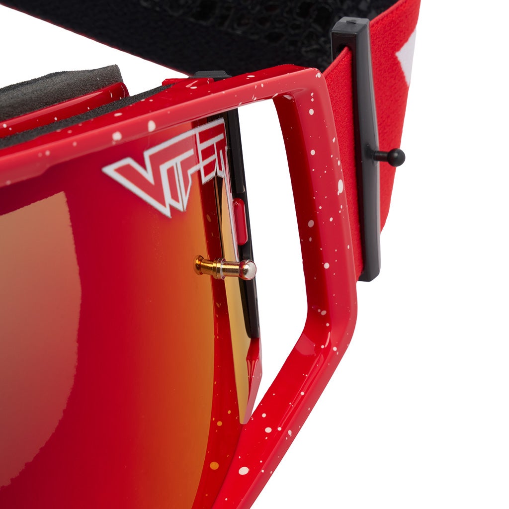 | detail_shot.JPG | The Hotshot World Champion Moto Goggle from Pit Viper