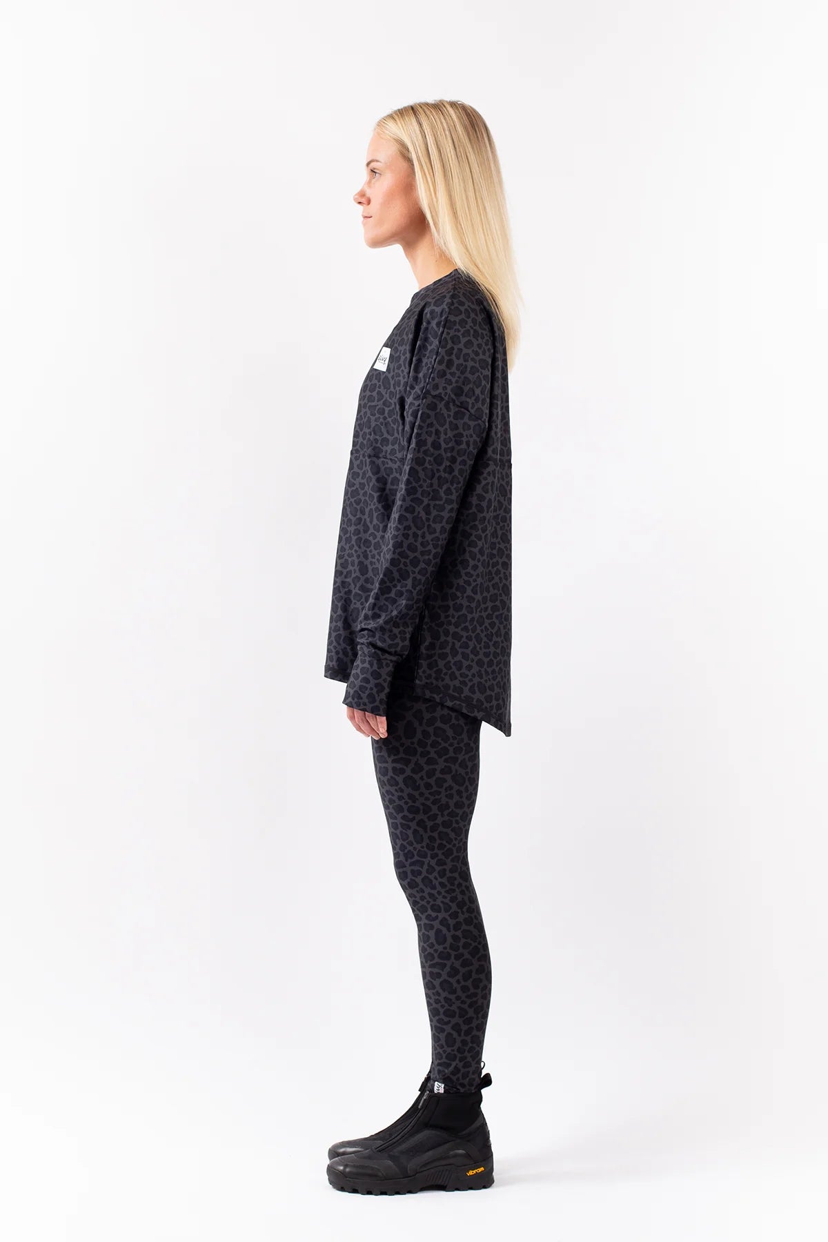 Eivy Venture Top Black Leopard