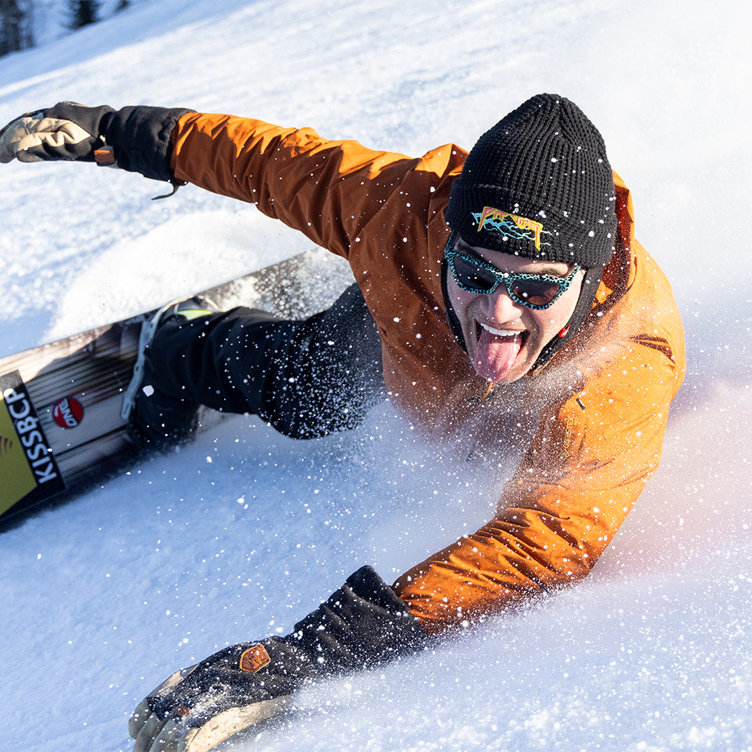 Smoke | guess_who.JPG | The Marissa’s Nails Clawdia with a smoke lens from Pit Viper