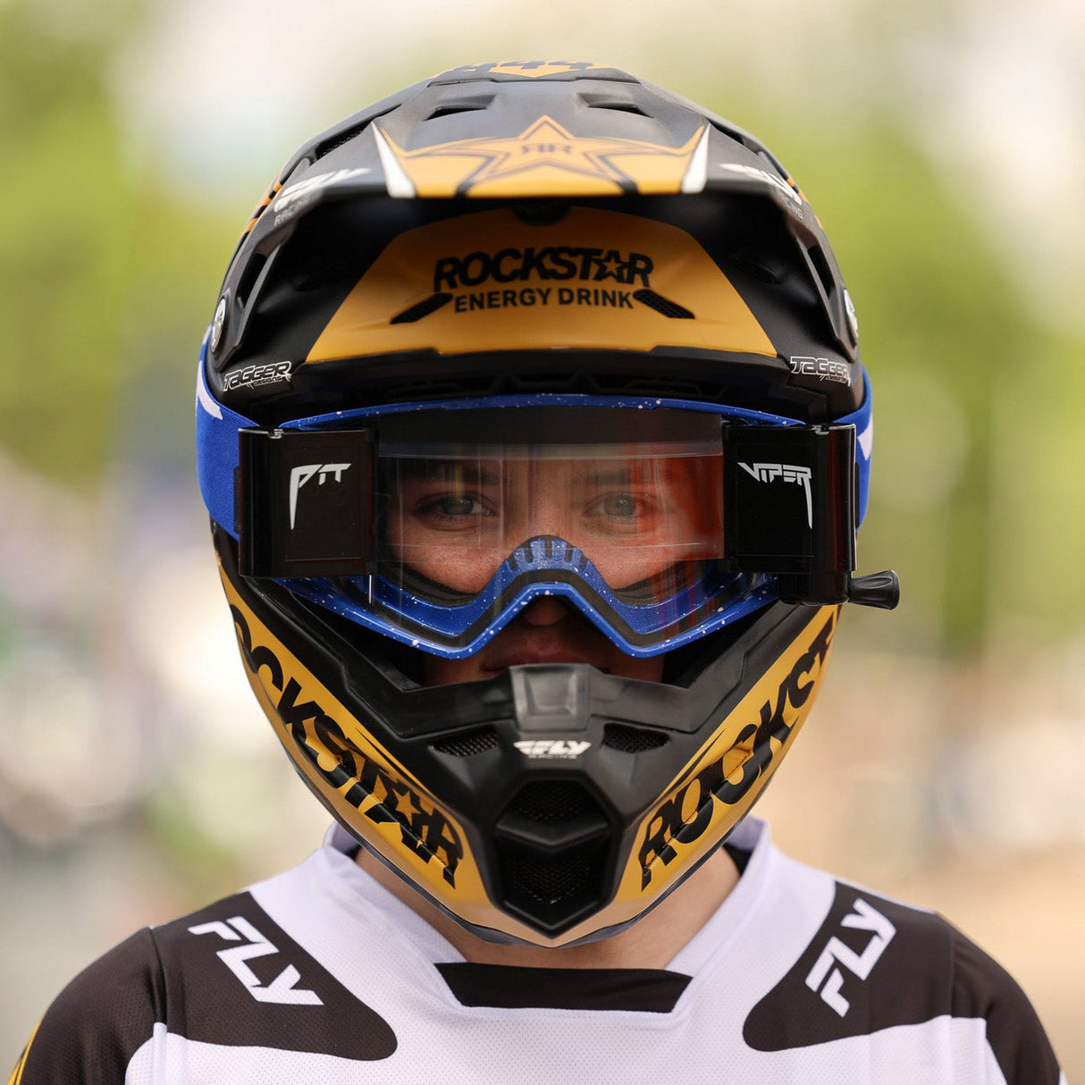 | korie_steede.jpg| The Aftermarket World Champion Moto Goggle from Pit Viper