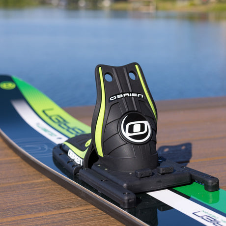 Angled close-up of the binding with O'Brien logo on O'Brien Celebrity 58" combo waterskis.