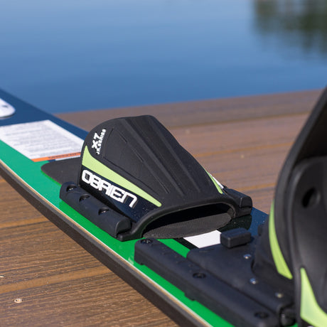 Angled view of the rear binding strap with X7 series marking on O'Brien Celebrity 58" combo waterskis.
