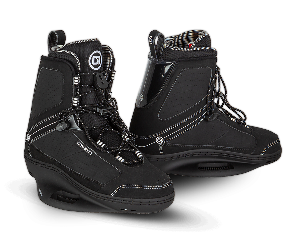 O'Brien Infuse Wakeboard Bindings in black with a lace-up closure, high ankle support, and reinforced stitching.