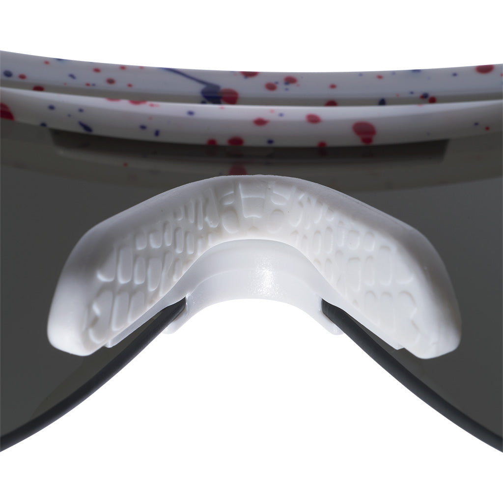 Regular / Smoke | imagine_how_nice_it_will_look_on_you.JPG | The Merika Original 2.0, shield style sunglasses from Pit Viper